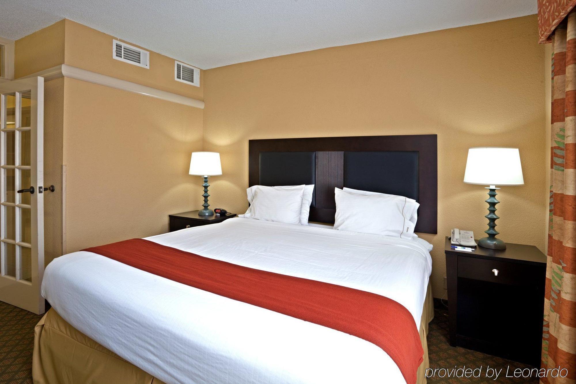 Holiday Inn Express Pascagoula-Moss Point By Ihg Room photo