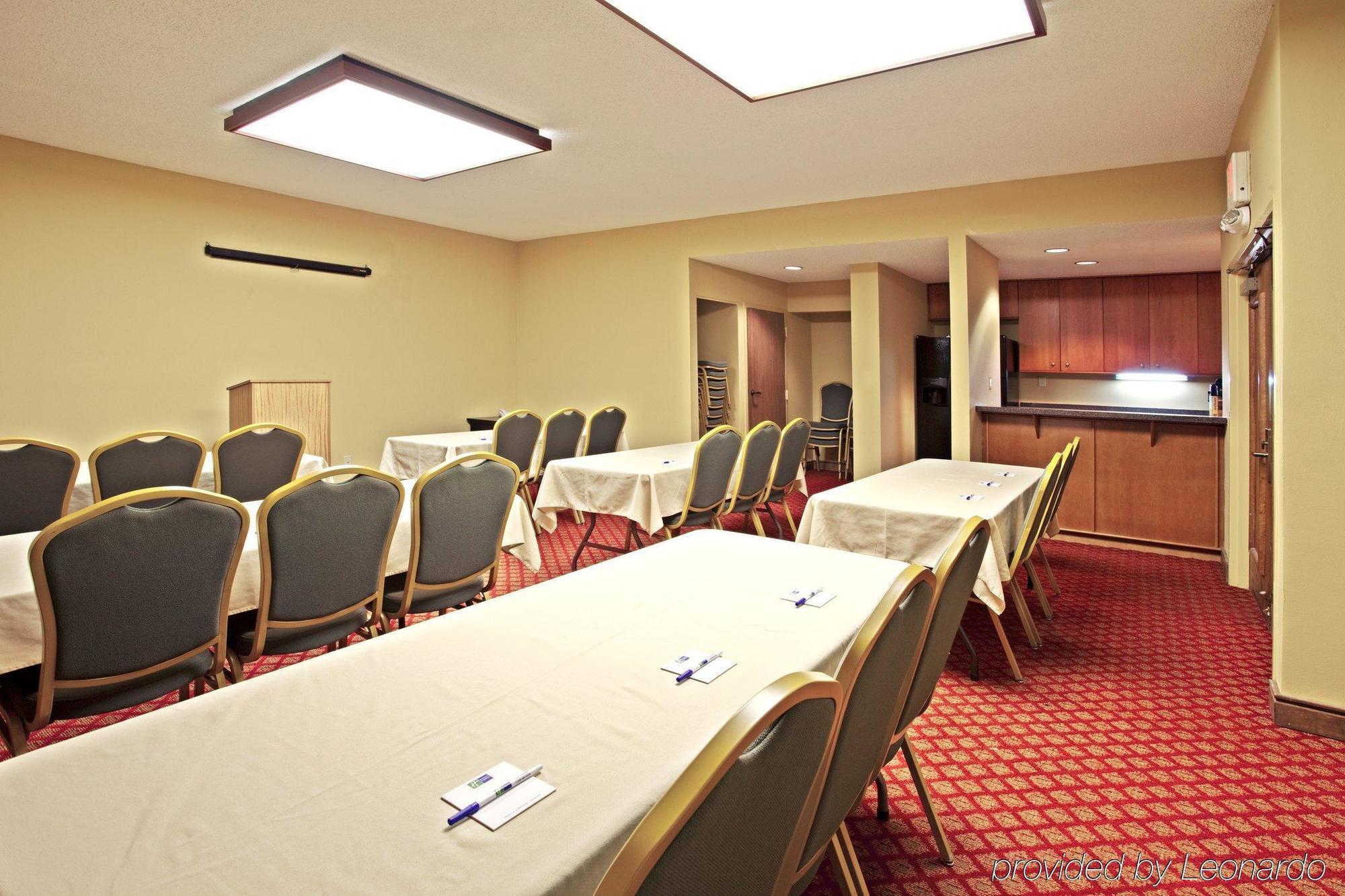 Holiday Inn Express Pascagoula-Moss Point By Ihg Facilities photo