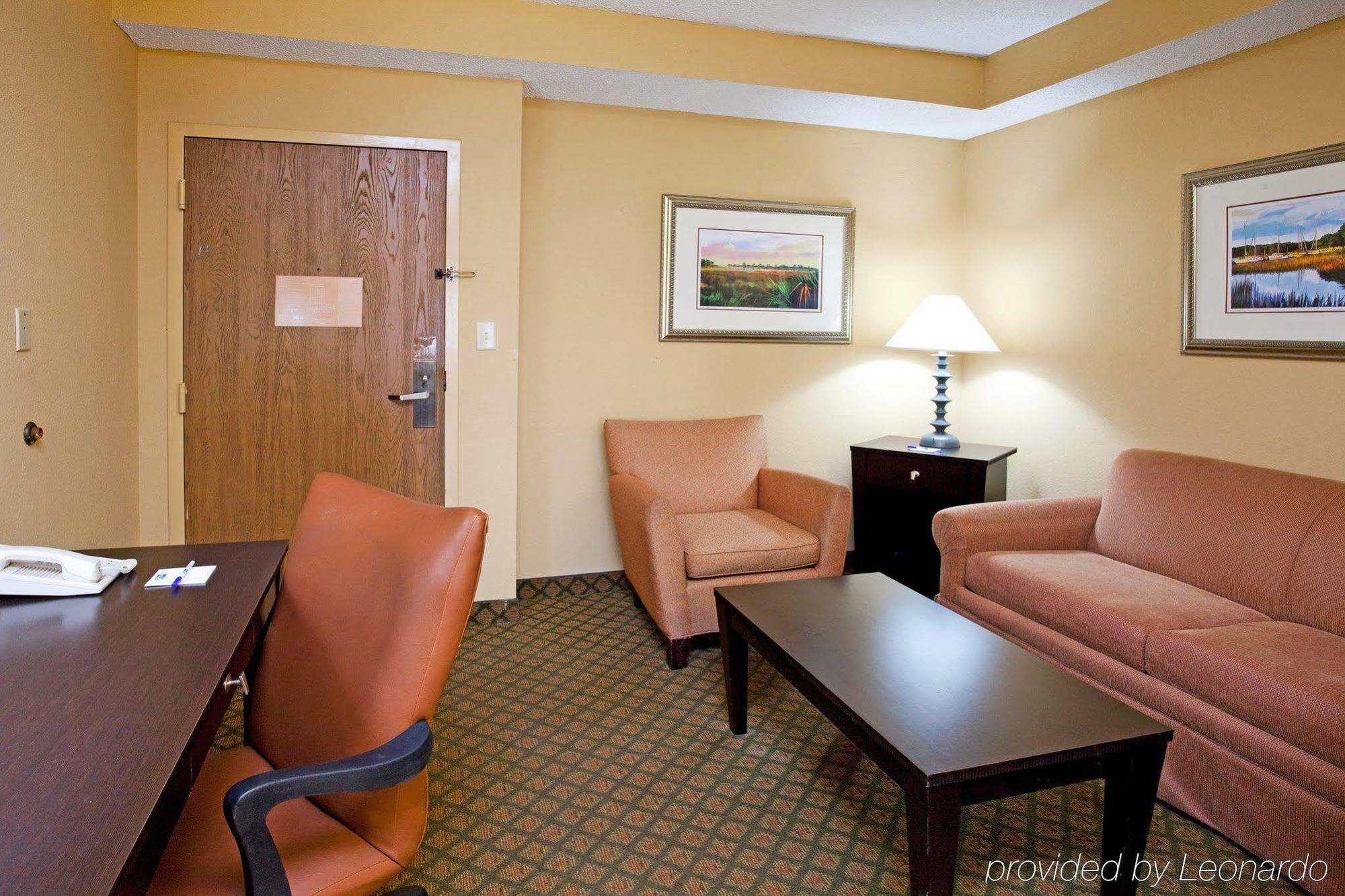 Holiday Inn Express Pascagoula-Moss Point By Ihg Room photo